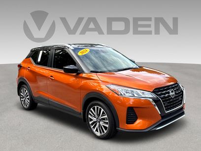 Used 2024 Nissan Kicks SV