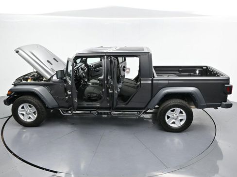 Used 2023 Jeep Gladiator Sport AWD/4WD image 36