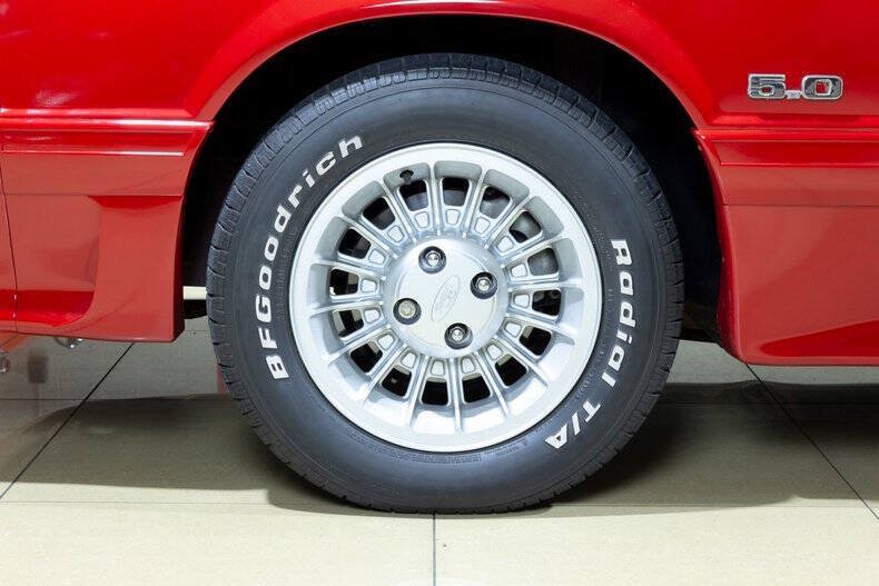 Used 1989 Ford Mustang GT RWD image 10