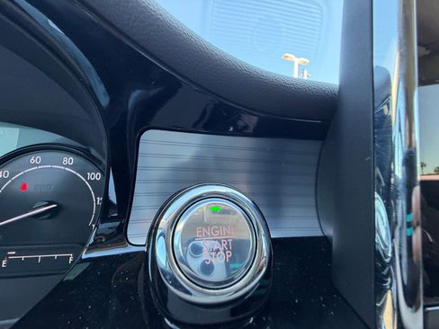 Used 2022 Lincoln Corsair FWD w/ Equipment Group 101A image 30