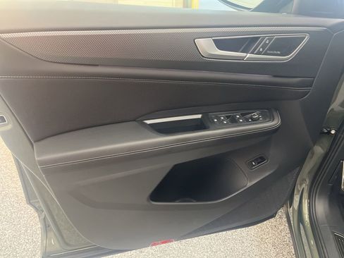 New 2026 Volkswagen Atlas Cross Sport SEL Premium R-Line image 14