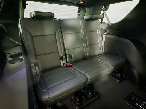 Used 2023 GMC Yukon Denali AWD/4WD image 36