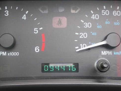 Used 2000 Jeep Wrangler Sport image 15