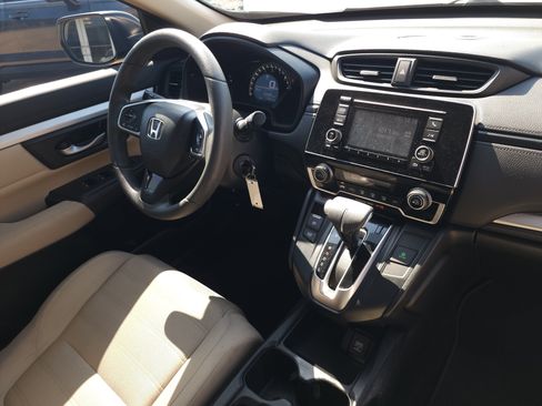 Used 2017 Honda CR-V LX image 14