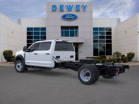 New 2026 Ford F550 4x4 Crew Cab image 5