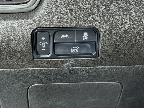 Certified 2023 Kia Sorento SX FWD image 10