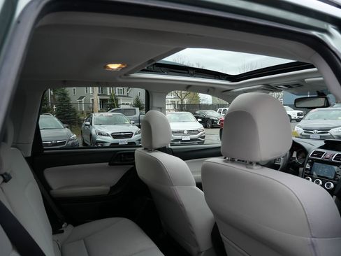 Used 2016 Subaru Forester 2.5i Premium w/ All-Weather Package image 24