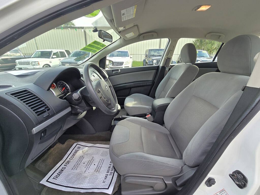 Used 2012 Nissan Sentra 2.0 SR FWD image 10