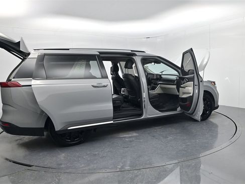 Certified 2024 Kia Carnival SX Prestige image 55