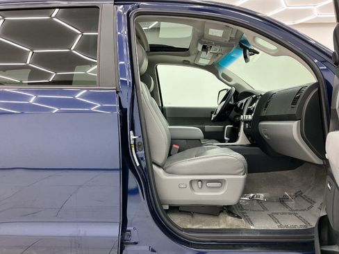 Used 2008 Toyota Sequoia Limited AWD/4WD image 15