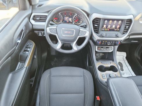 Used 2021 GMC Acadia SLE w/ Driver Convenience Package image 10