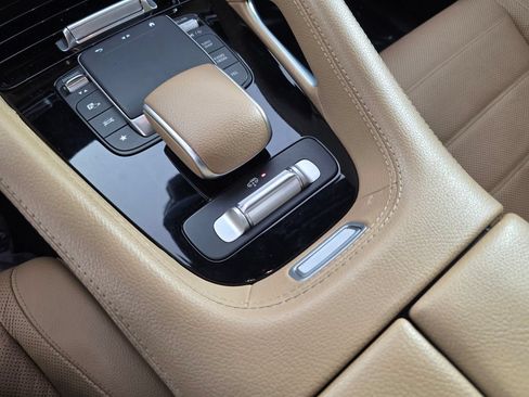 Certified 2024 Mercedes-Benz GLS 450 4MATIC image 26