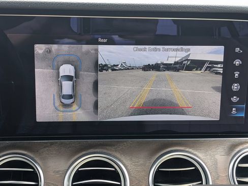 Used 2022 Mercedes-Benz E 350 Sedan image 29