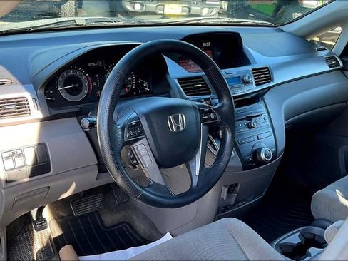 Used 2012 Honda Odyssey EX image 12
