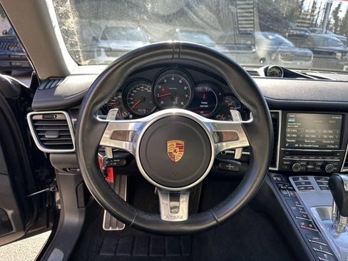 Used 2016 Porsche Panamera Edition image 25