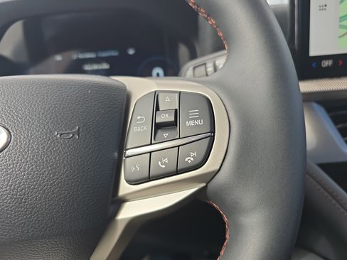 New 2026 Ford Explorer Active image 23