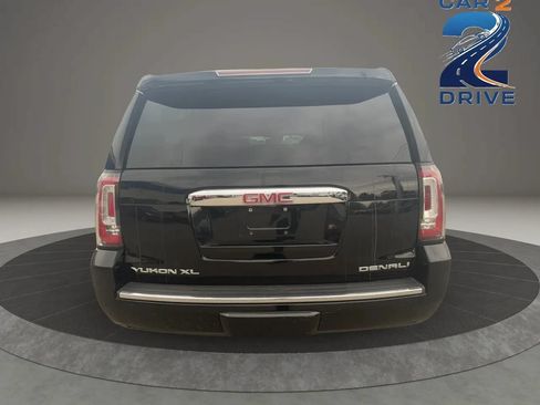 Used 2020 GMC Yukon XL Denali AWD/4WD image 7