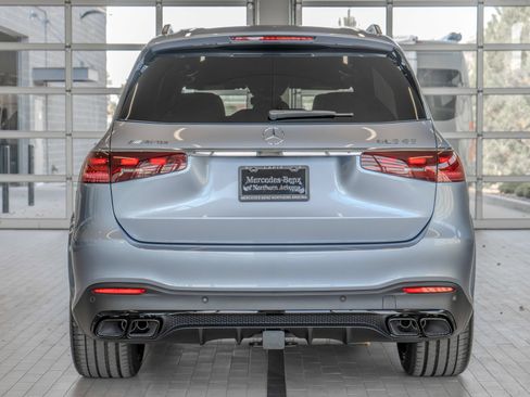 Used 2026 Mercedes-Benz GLS 63 AMG 4MATIC image 14