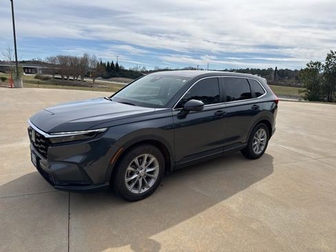 Used 2023 Honda CR-V EX-L image 3