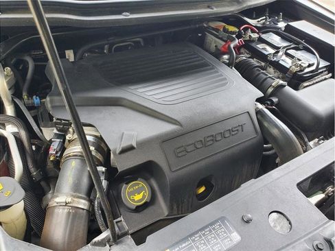 Used 2019 Ford Explorer Sport w/ Equipment Group 401A AWD/4WD image 19