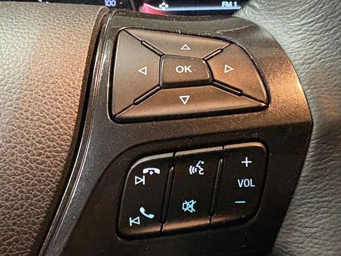 Used 2018 Ford Explorer XLT w/ Equipment Group 202A image 34