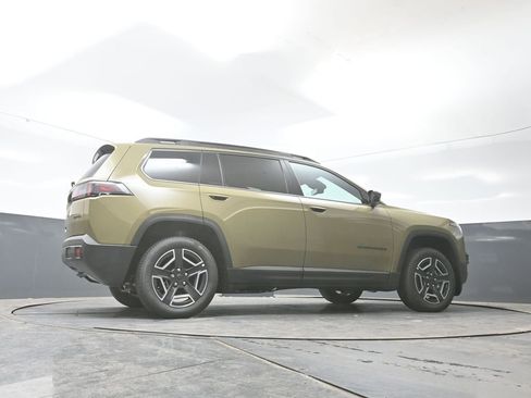 New 2026 Jeep Cherokee Limited image 35