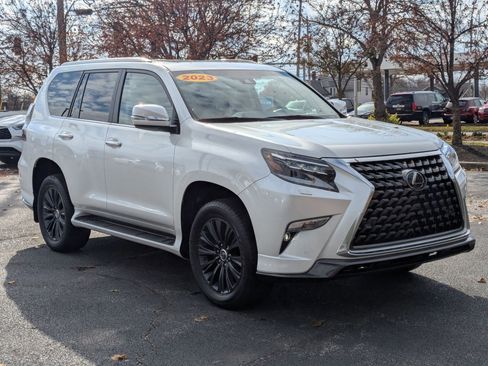 Used 2023 Lexus GX 460 Premium image 3