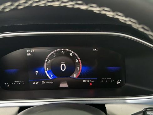 New 2026 Volkswagen Taos SE FWD image 28