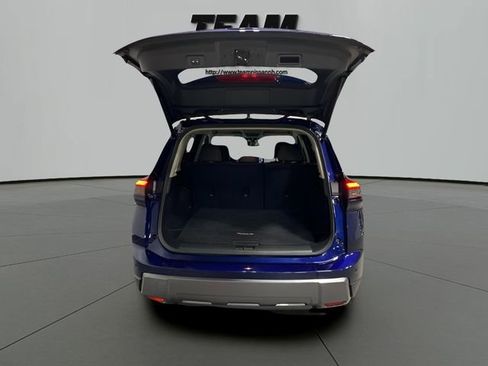 Certified 2026 Nissan Rogue SL AWD/4WD image 6