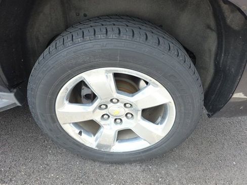 Used 2015 Chevrolet Tahoe LT image 12