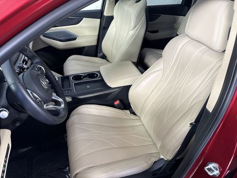 Used 2025 Acura MDX SH-AWD w/ Advance Package image 19