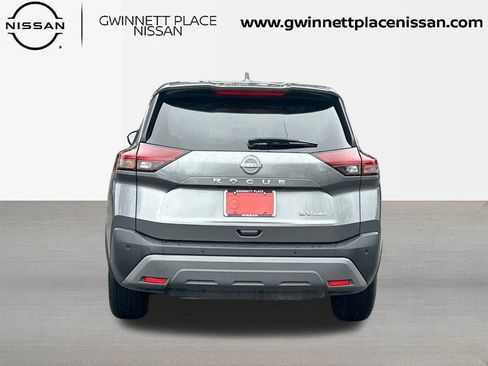 Used 2023 Nissan Rogue SV image 6