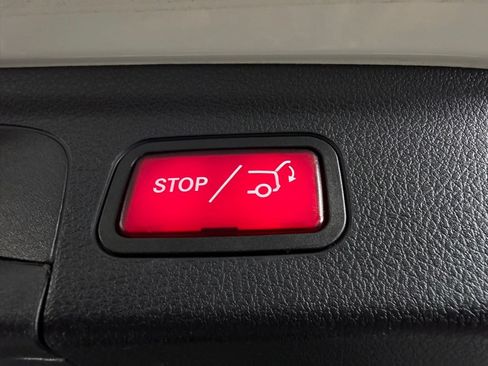 Used 2022 Mercedes-Benz GLE 350 4MATIC image 27
