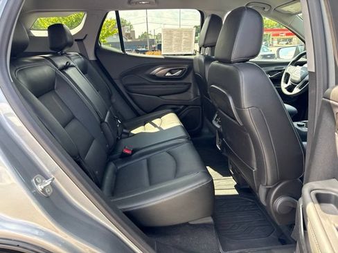 Used 2024 GMC Terrain SLT w/ Tech Package AWD/4WD image 10
