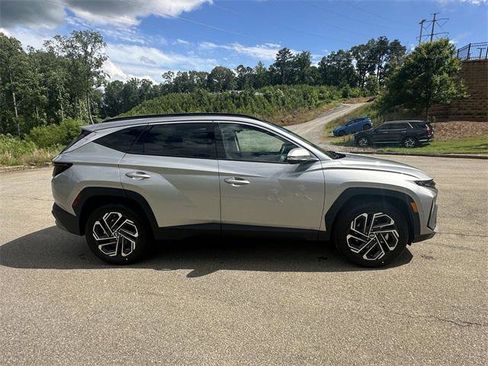 New 2025 Hyundai Tucson Limited image 6