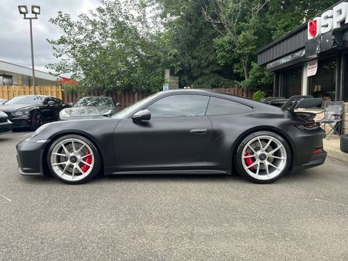Used 2022 Porsche 911 GT3 RWD image 3