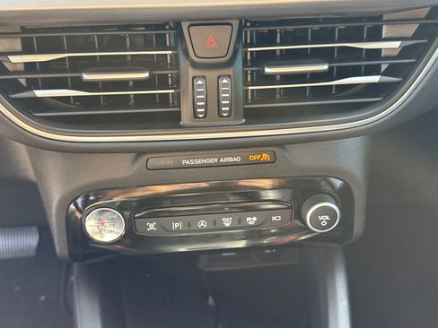 Used 2023 Ford Escape Platinum w/ Premium Technology Package image 52