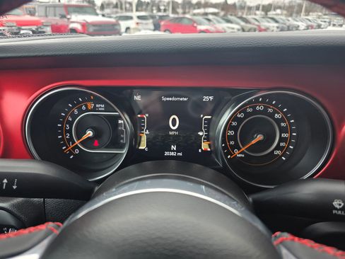 Used 2023 Jeep Gladiator Rubicon w/ Cold Weather Group image 14