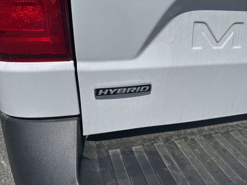 Used 2024 Ford Maverick XL image 8