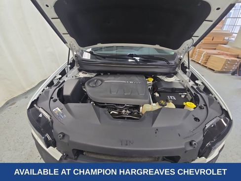 Used 2020 Jeep Cherokee Trailhawk w/ Comfort/Convenience Group AWD/4WD image 39