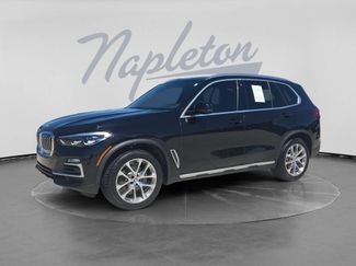 Used 2020 BMW X5 xDrive40i w/ Premium Package AWD/4WD video 1