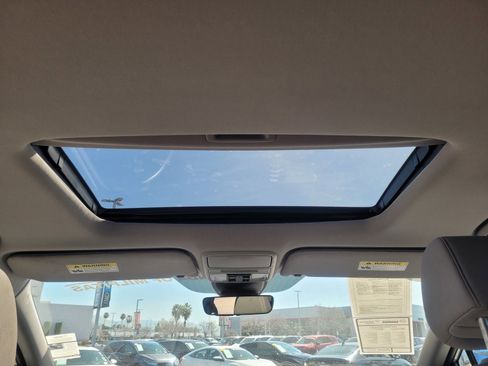 Used 2023 Honda Odyssey EX-L image 15