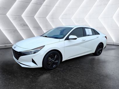 Used 2023 Hyundai Elantra SEL