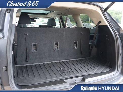 Used 2025 Subaru Ascent Limited w/ Popular Package #2 AWD/4WD image 16