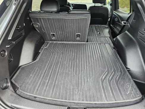 Used 2025 Chevrolet Equinox EV LT w/ Convenience Package FWD image 15