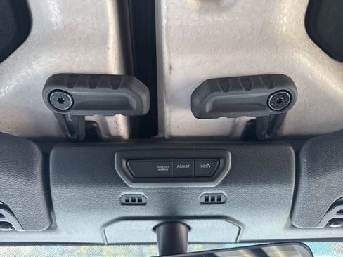 Used 2023 Jeep Wrangler Altitude image 46