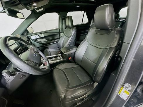 Used 2020 Ford Explorer ST w/ Premium Technology Package AWD/4WD image 28