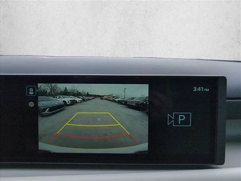 Certified 2026 Hyundai Tucson SE FWD image 13