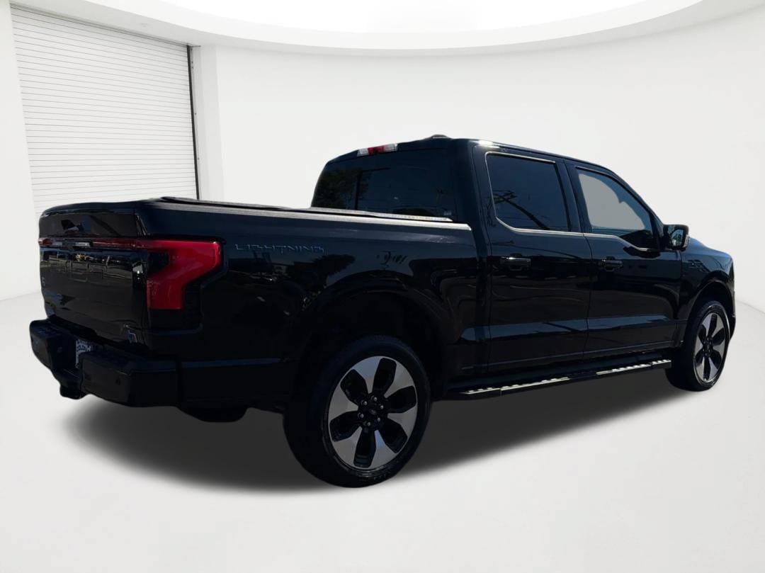 Used 2024 Ford F150 Lightning Platinum AWD/4WD image 5