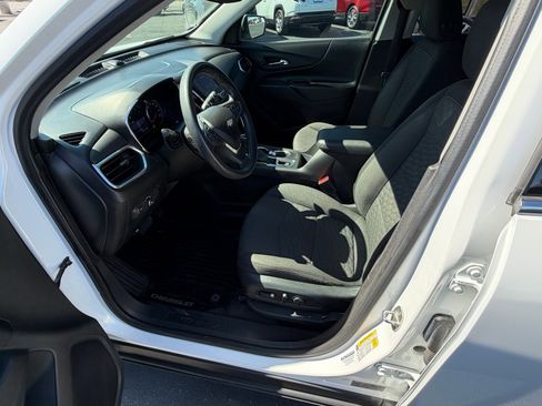 Used 2020 Chevrolet Equinox LT image 16